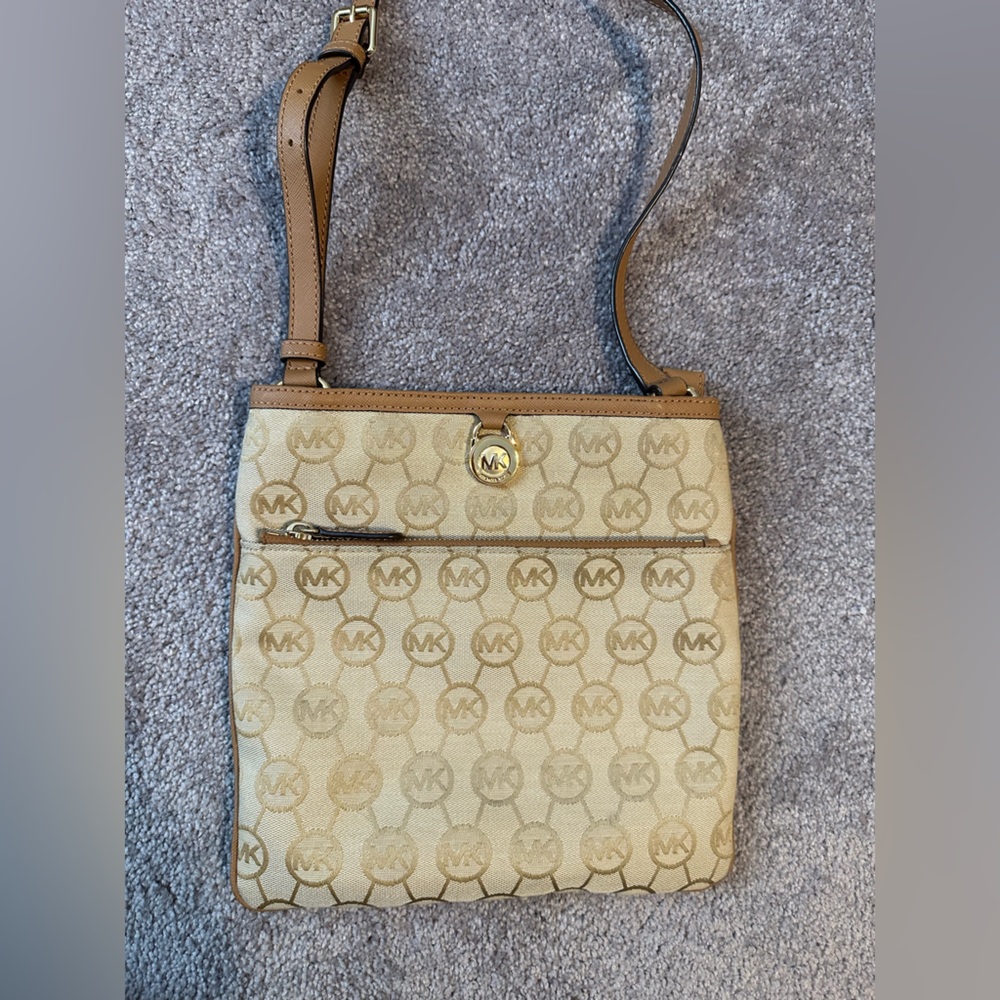 Michael Kors Crossbody bag